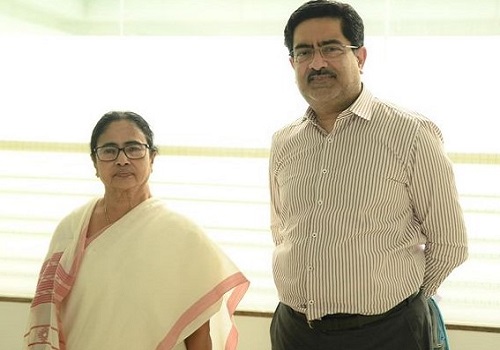 Kumar Mangalam Birla discusses business opportunities in Bengal with Mamata Banerjee